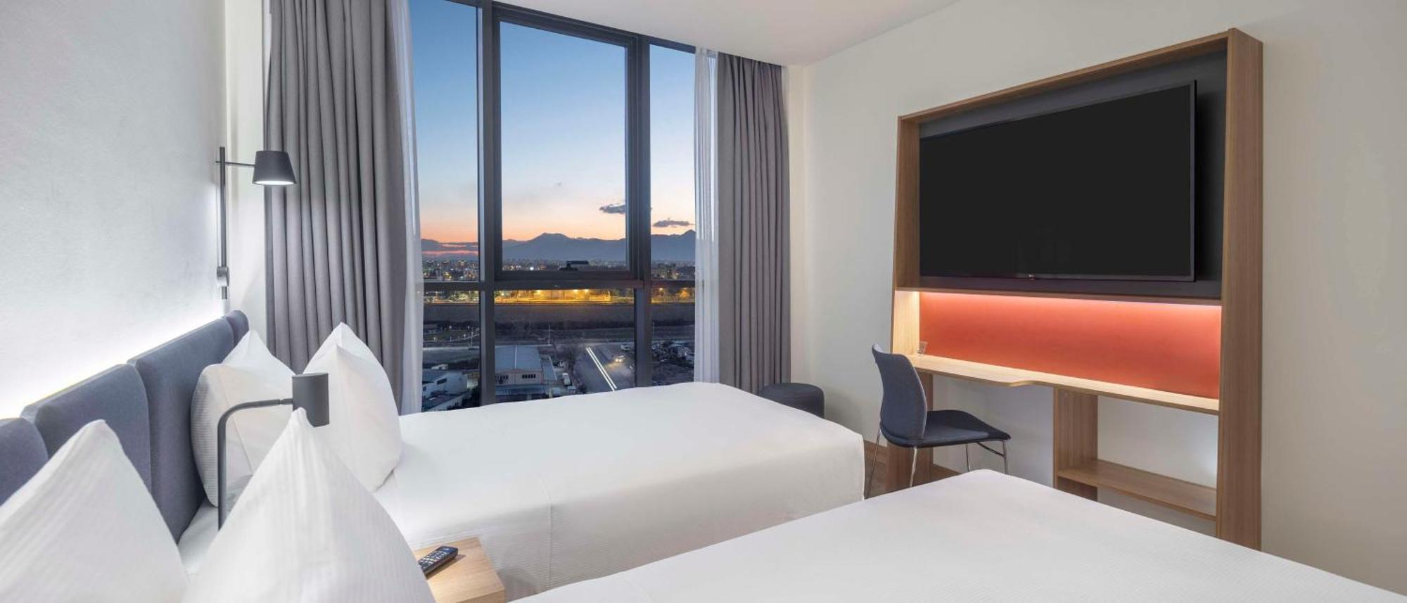 Hampton By Hilton Airport Otel Antalya