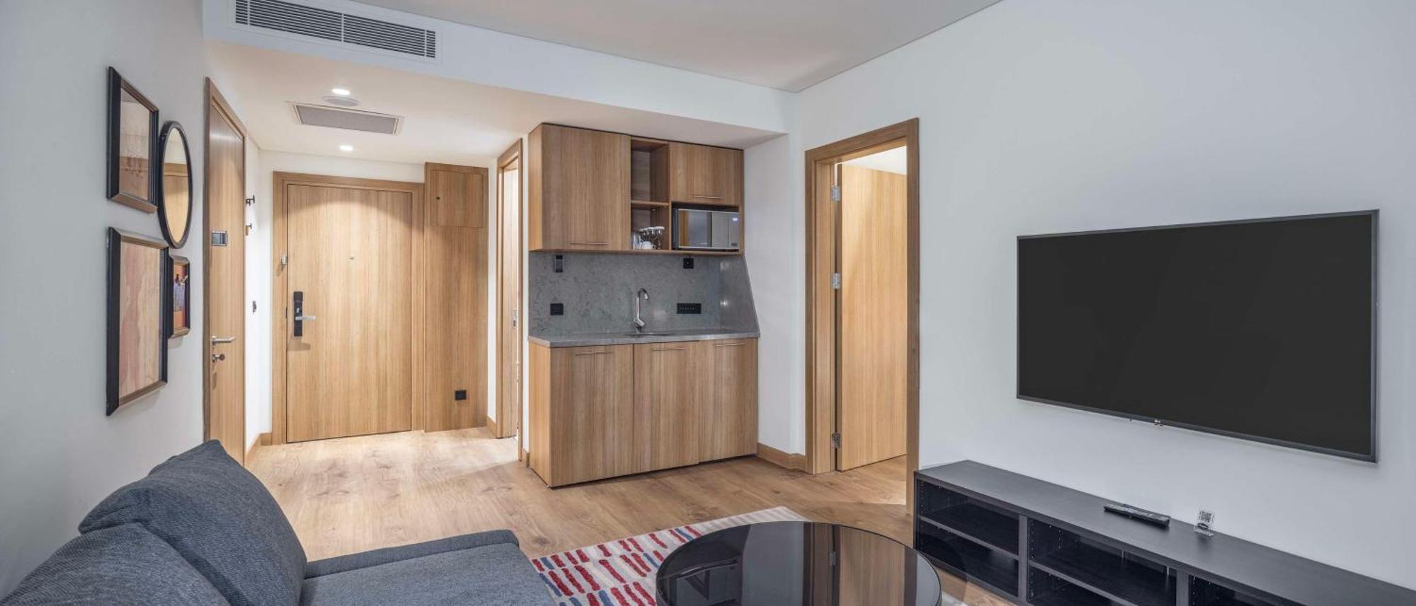Hampton By Hilton Airport Otel