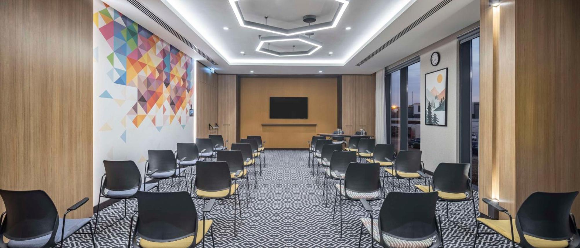 Otel Hampton By Hilton Airport Antalya